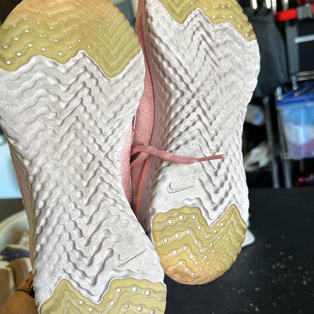 Nike Light Pink Running Shoes - Picture 3 of 3